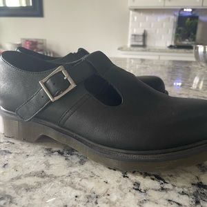Dr. Martens Polley black leather women’s shoes. Size 11, euro 43